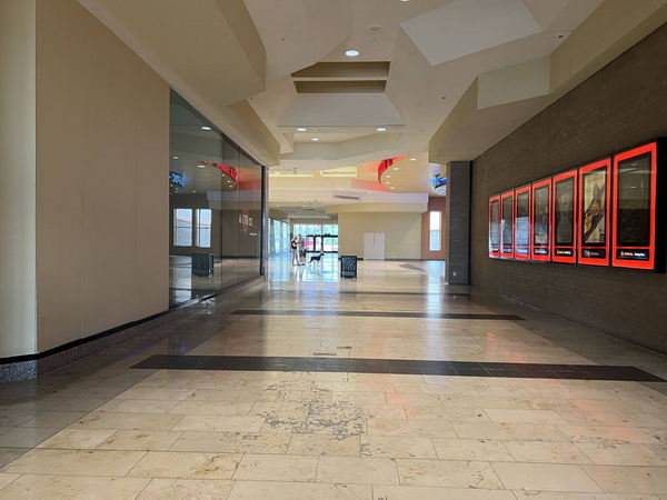 Lansing Mall - Aug 13 2022